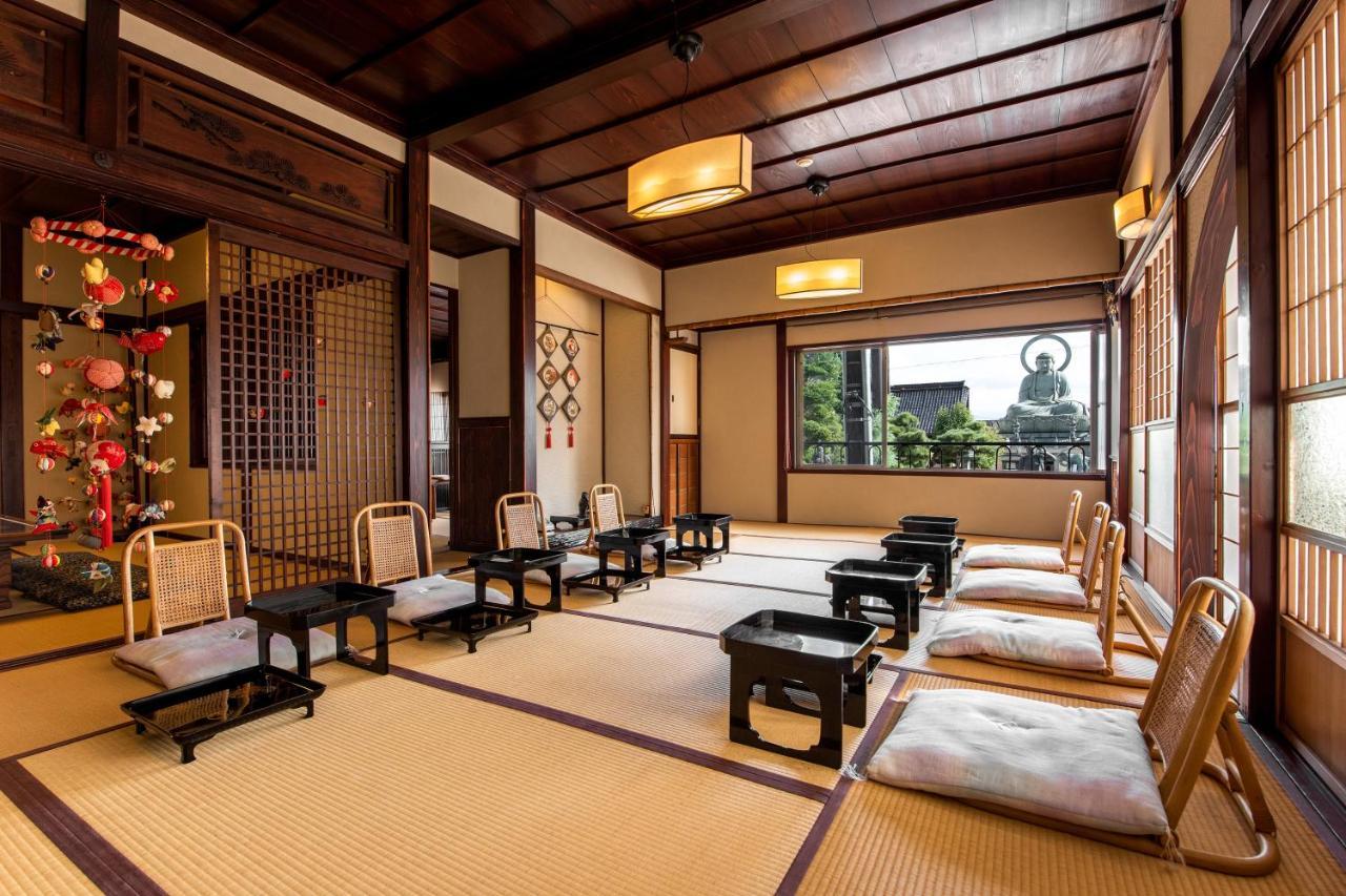 Kadokyu Ryokan Takaoka Exterior photo